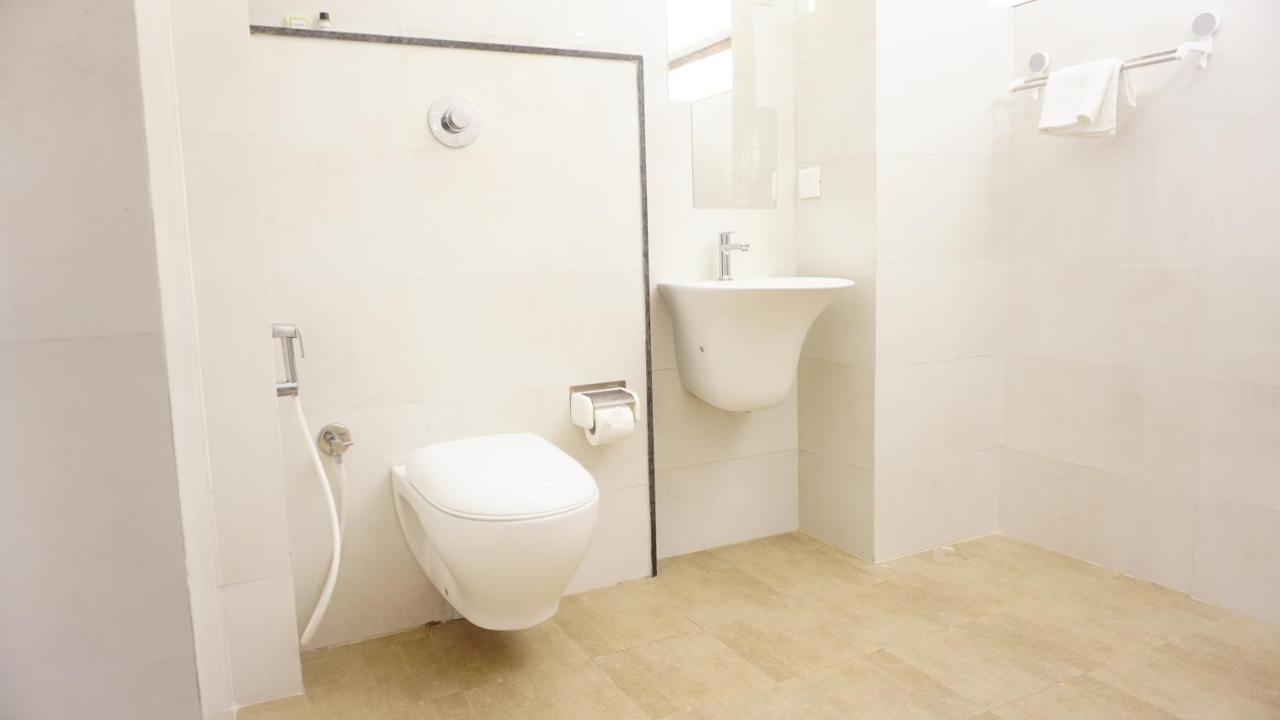 Dayone Suites Bangalore Esterno foto