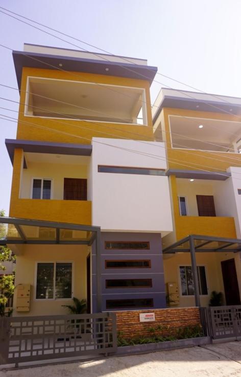 Dayone Suites Bangalore Esterno foto